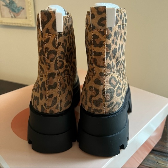 NWT Gianni Bini Leopard Suede Leather Lug Sole Zipper Front Combat Boot Size 6.5 - Picture 8 of 16